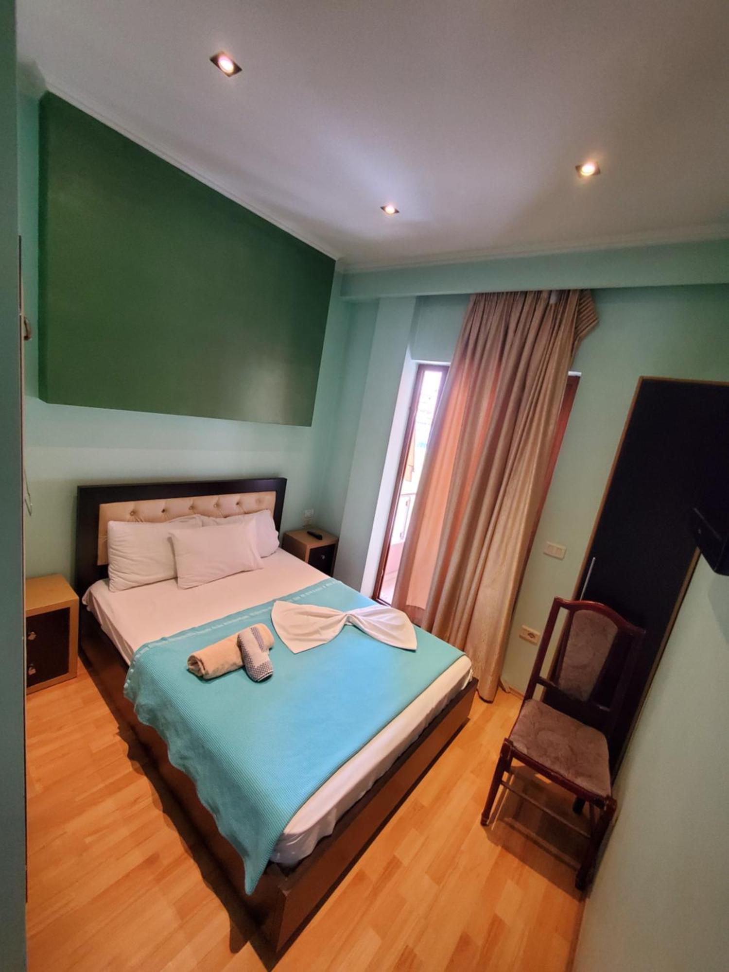 Hotel Shehu Gjirokaster Bagian luar foto