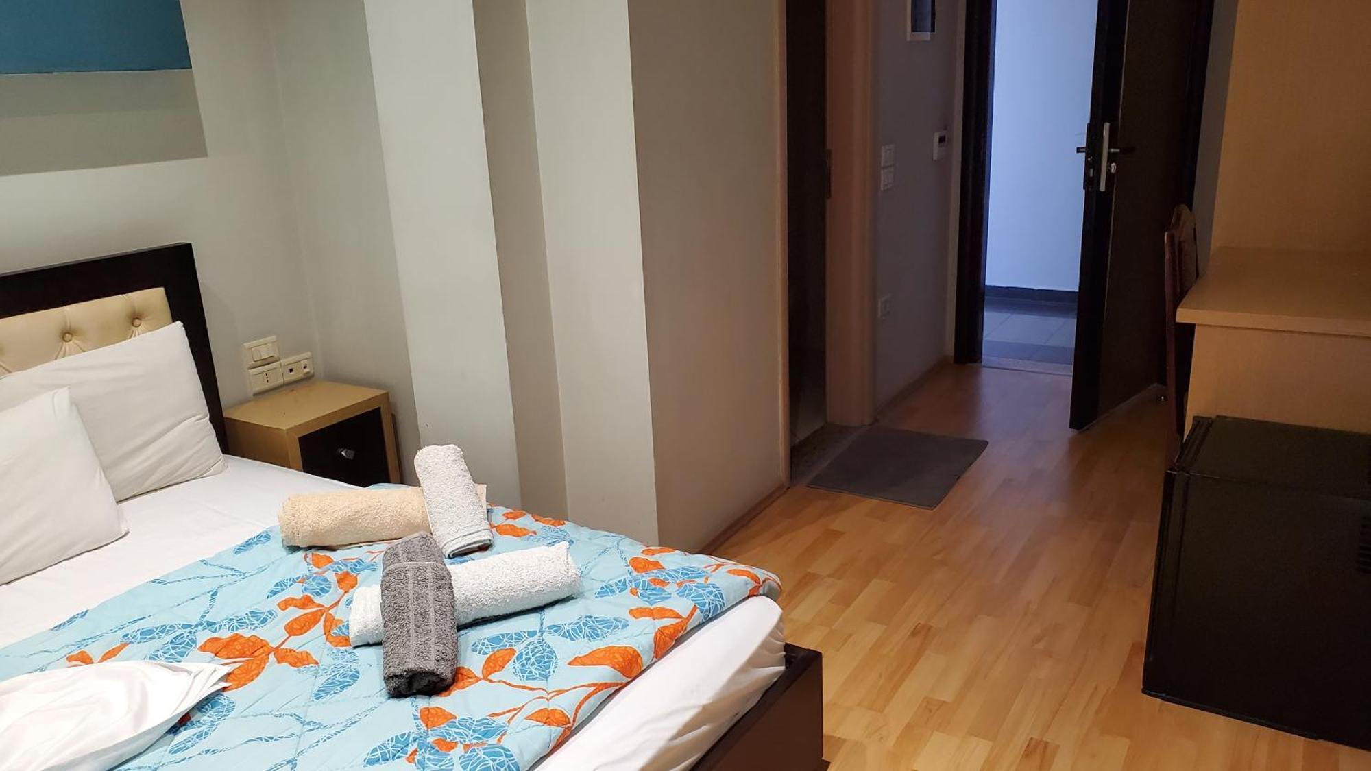 Hotel Shehu Gjirokaster Ruang foto