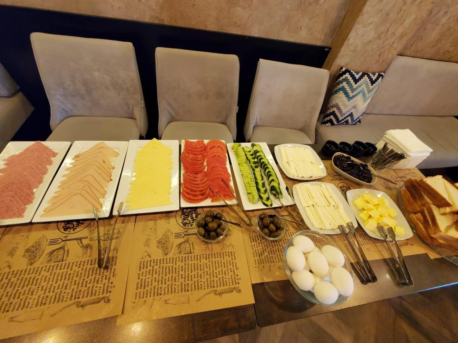 Hotel Shehu Gjirokaster Bagian luar foto