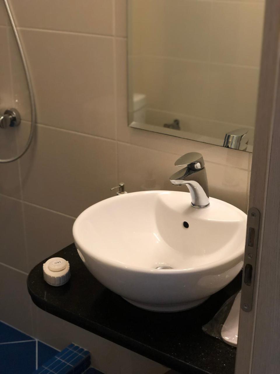 Hotel Shehu Gjirokaster Bagian luar foto
